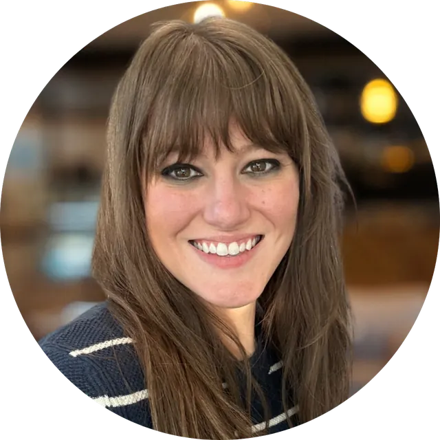 Headshot of Amy Cross, Client Accounting Manager at LUCA.