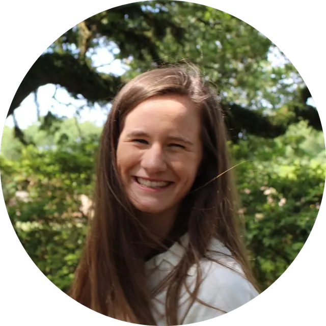 Headshot of Abigail Lawrence, Financial Operations Specialist at LUCA.