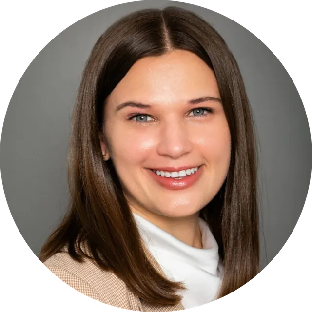 Headshot of Stephanie Jensen, CPA, Tax Manager at LUCA.